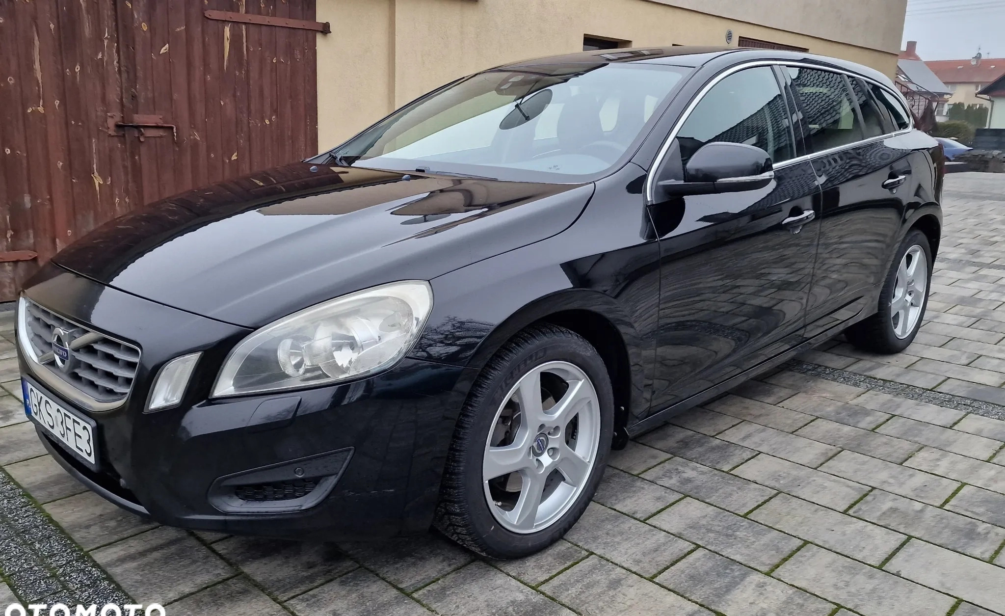Volvo V60 cena 29900 przebieg: 295000, rok produkcji 2012 z Kościerzyna małe 11